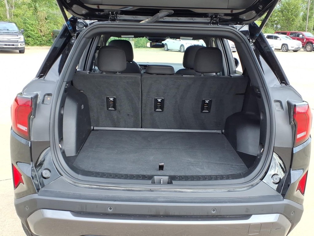 GMC Terrain Vehicle Full-screen Gallery Image 5