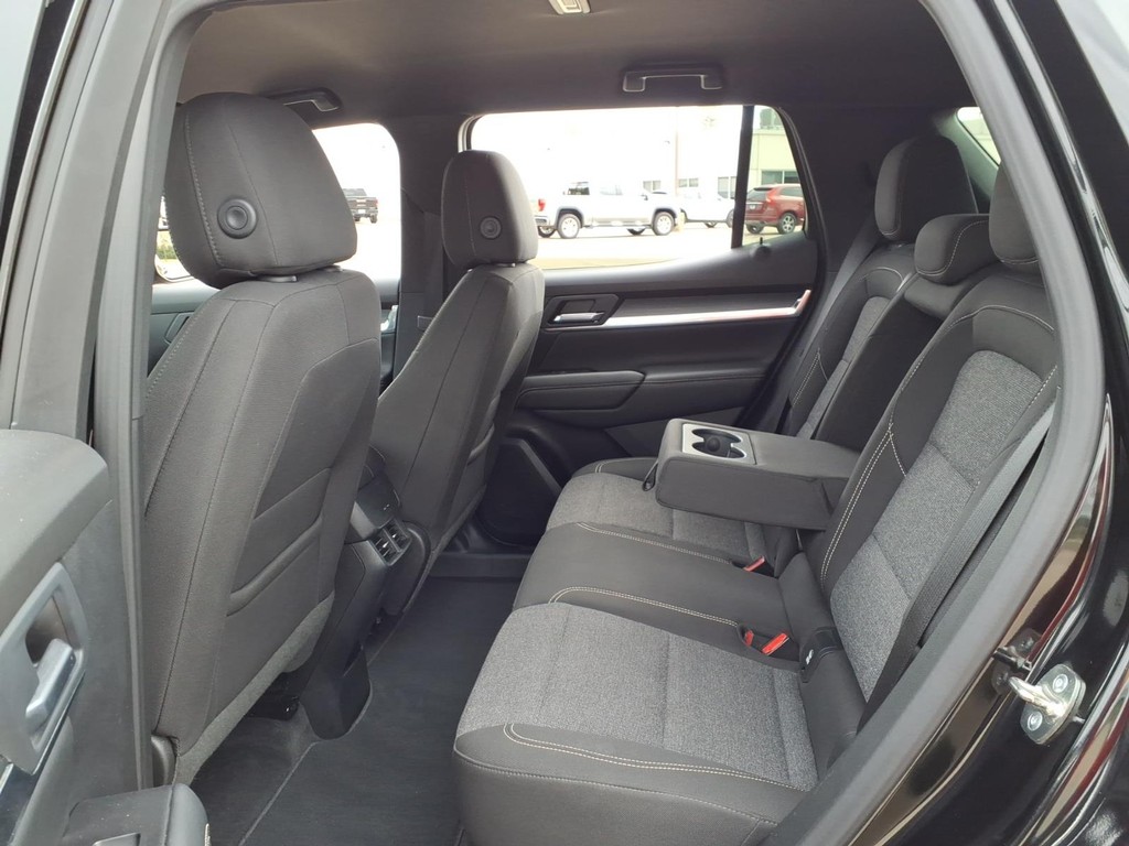 GMC Terrain Vehicle Full-screen Gallery Image 6