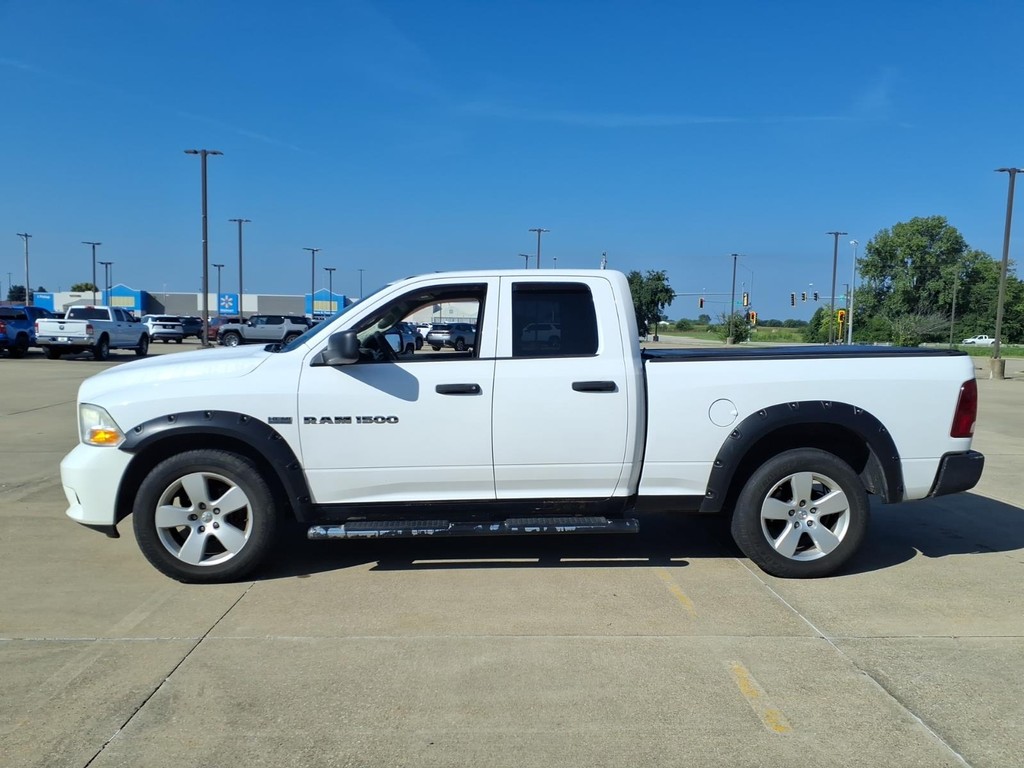 Ram 1500 Vehicle Full-screen Gallery Image 2