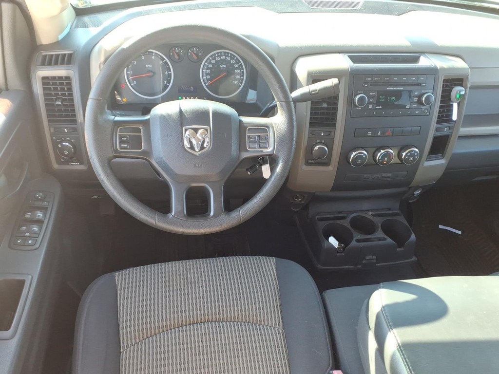 Ram 1500 Vehicle Full-screen Gallery Image 10