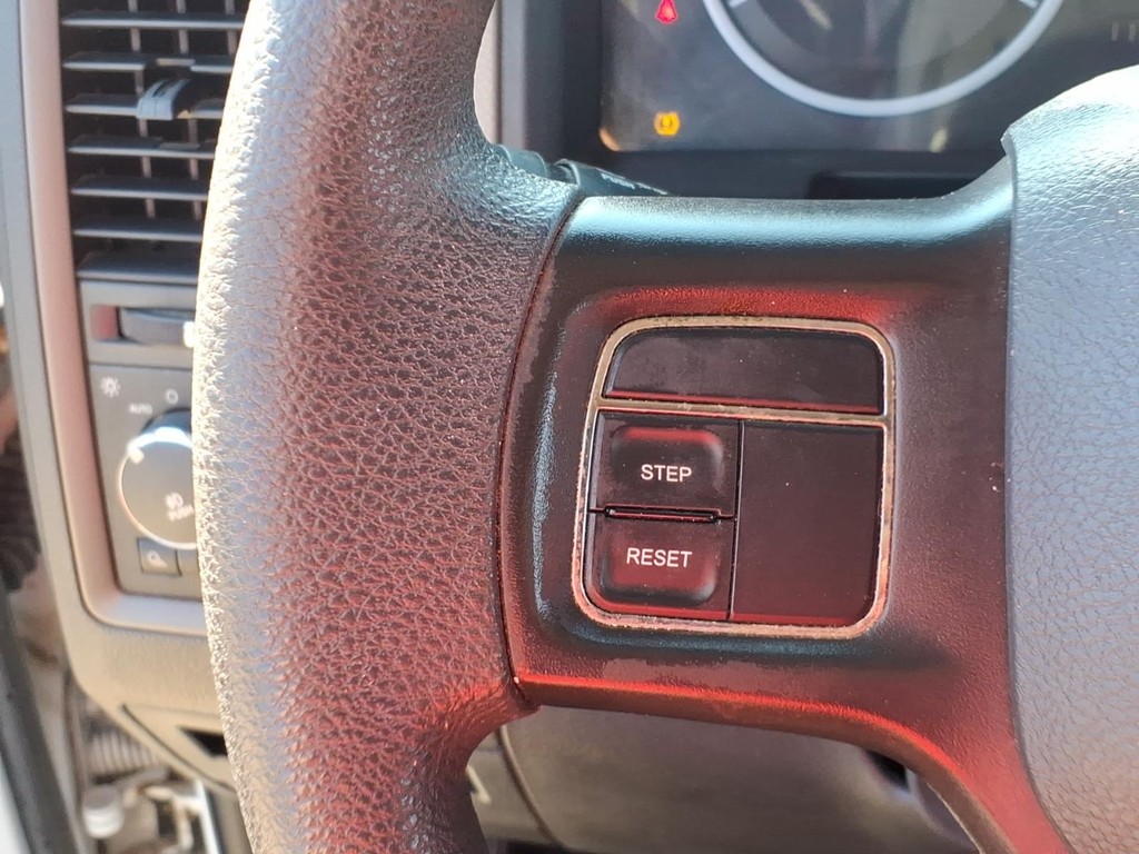 Ram 1500 Vehicle Full-screen Gallery Image 15