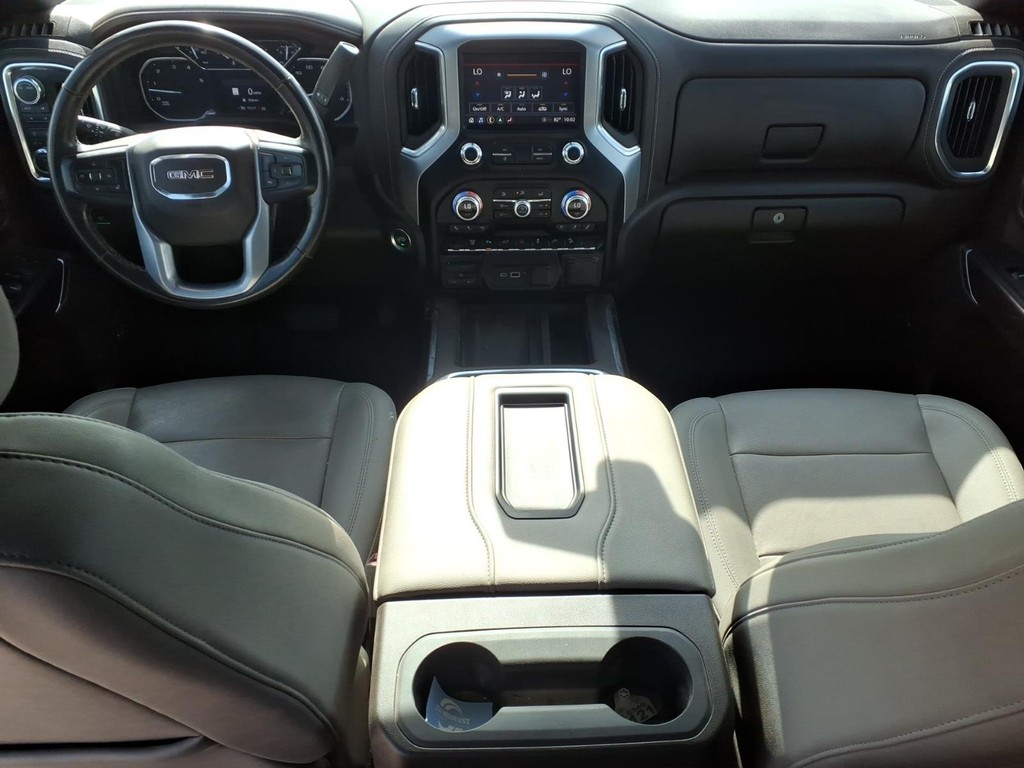 GMC Sierra 2500HD Vehicle Full-screen Gallery Image 7