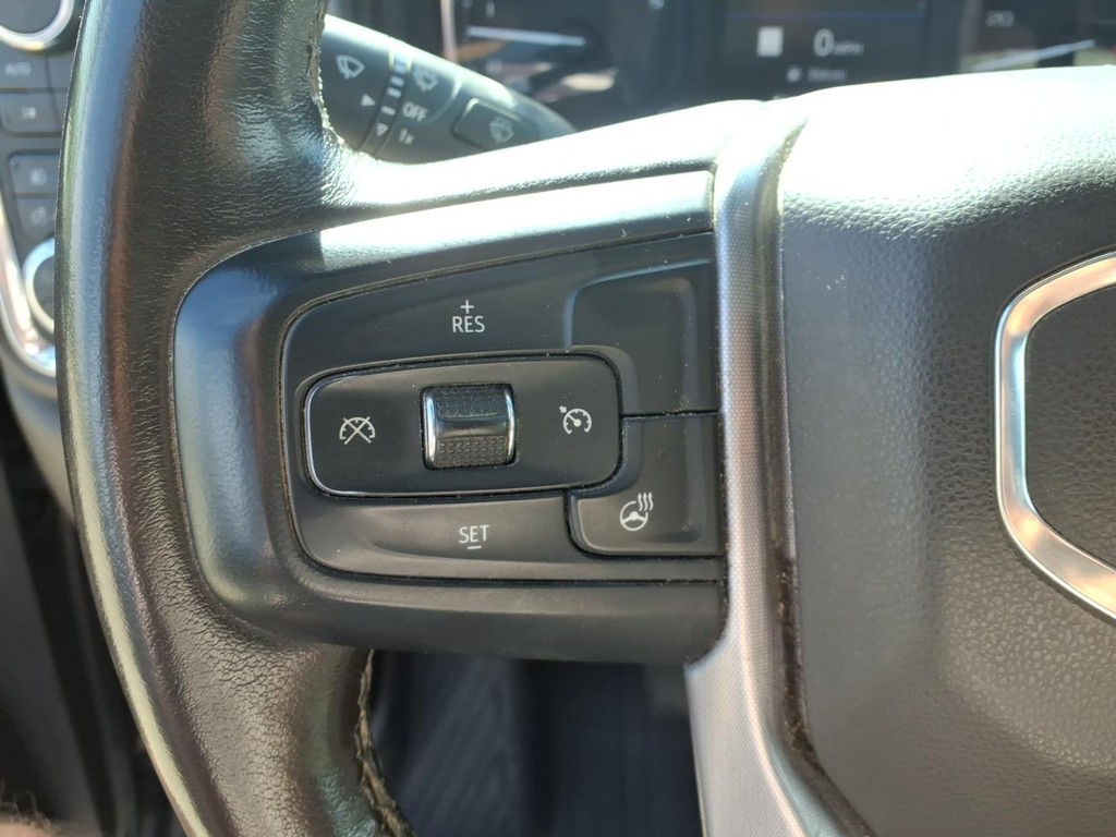 GMC Sierra 2500HD Vehicle Full-screen Gallery Image 15