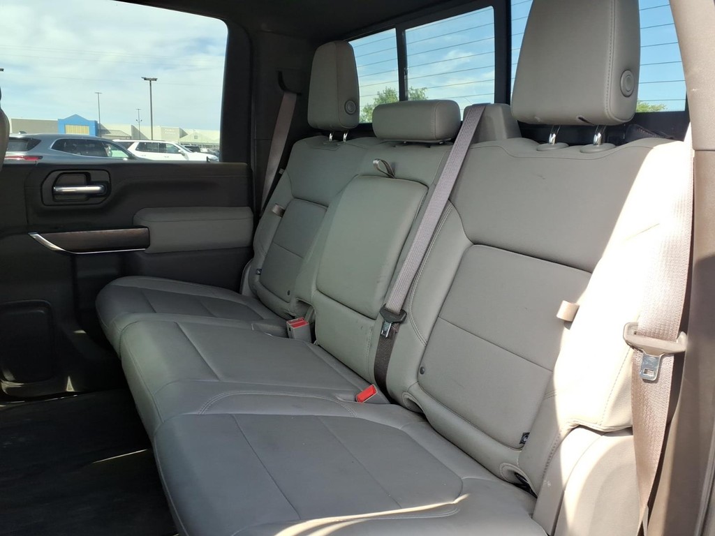 GMC Sierra 2500HD Vehicle Full-screen Gallery Image 23