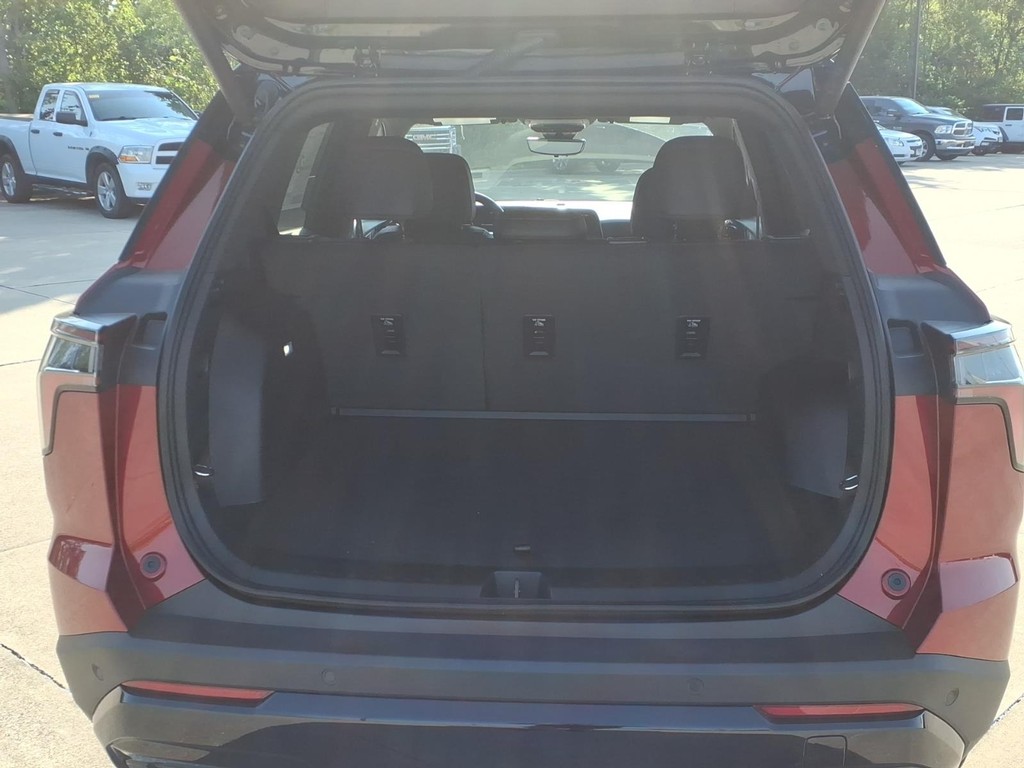 Chevrolet Equinox Vehicle Full-screen Gallery Image 5
