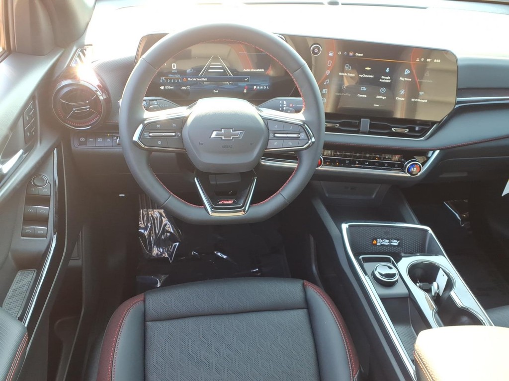 Chevrolet Equinox Vehicle Full-screen Gallery Image 10