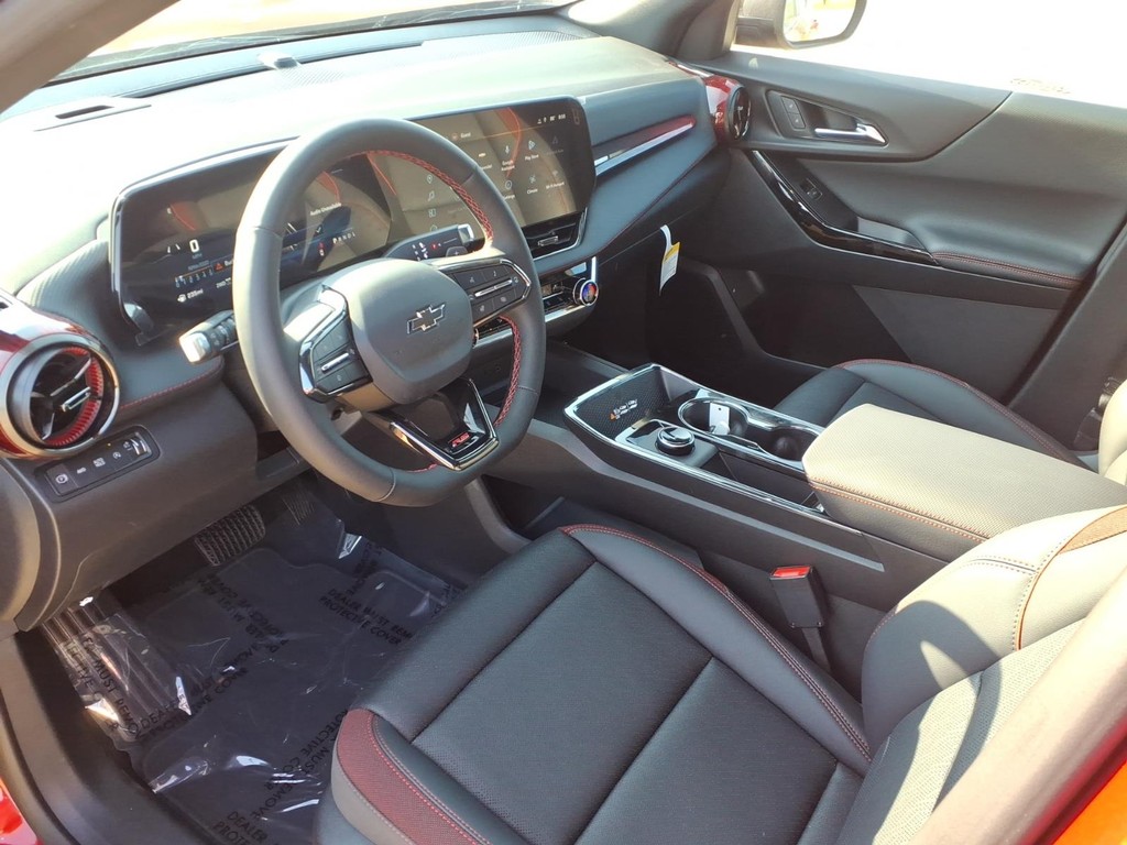 Chevrolet Equinox Vehicle Full-screen Gallery Image 11