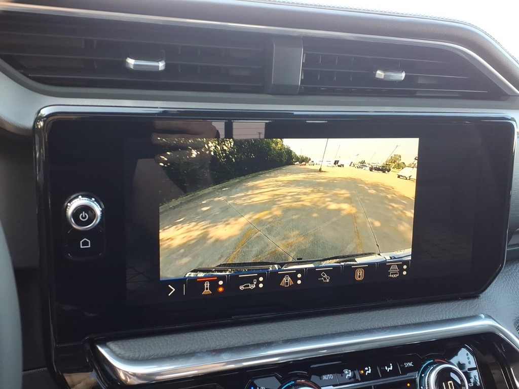 GMC Sierra 1500 Vehicle Full-screen Gallery Image 14