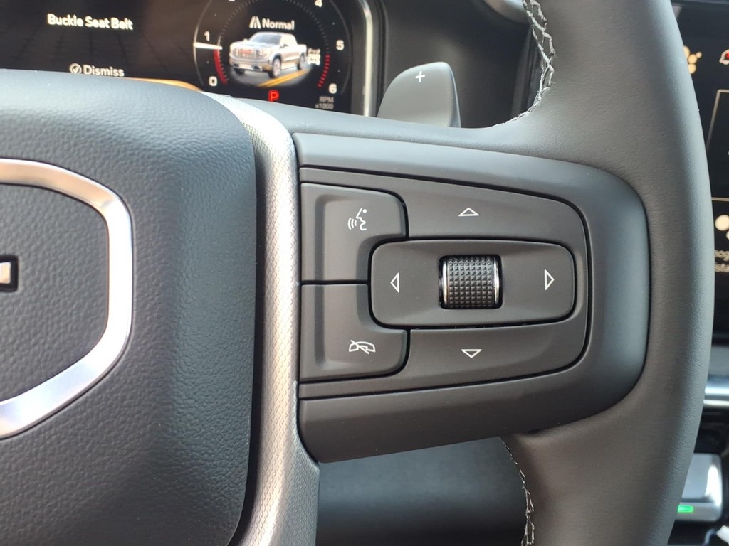 GMC Sierra 1500 Vehicle Full-screen Gallery Image 18