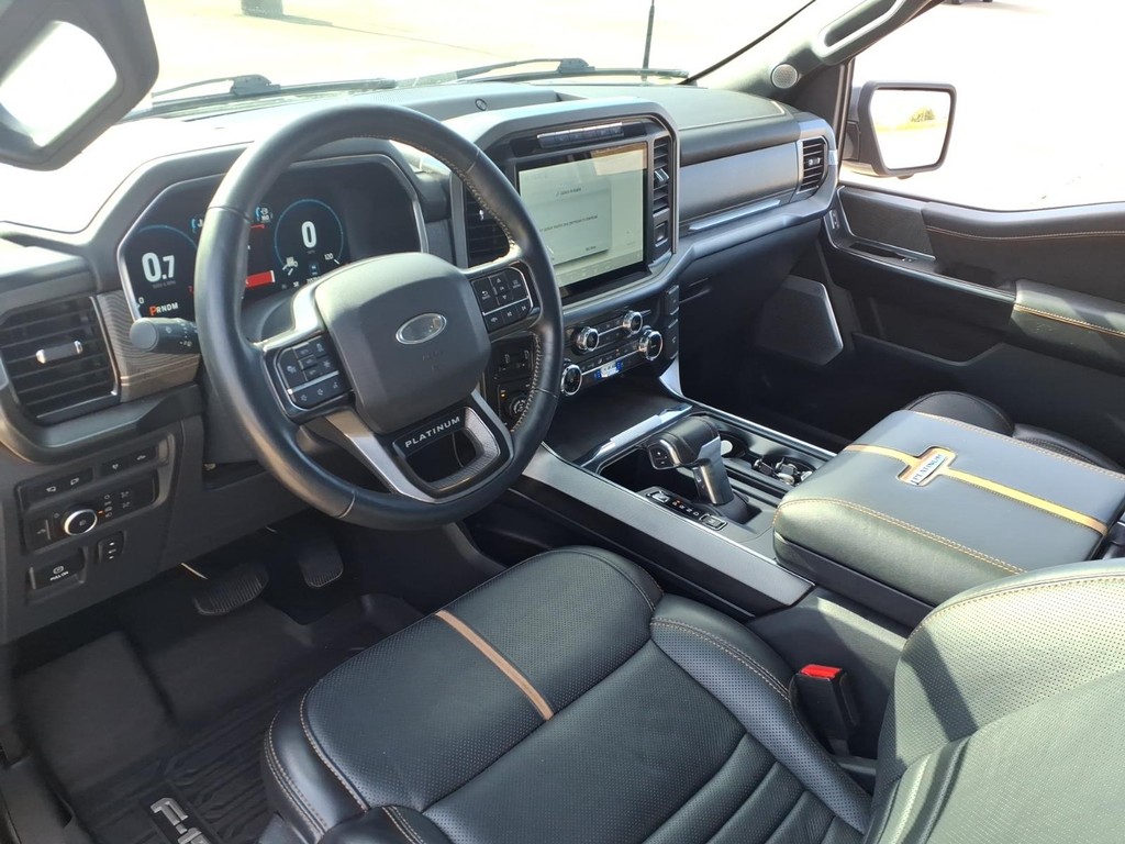 Ford F-150 Vehicle Full-screen Gallery Image 11