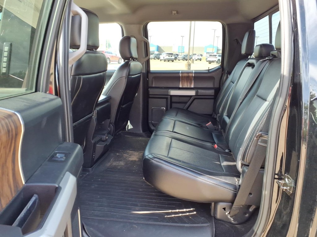 Ford F-150 Vehicle Full-screen Gallery Image 6