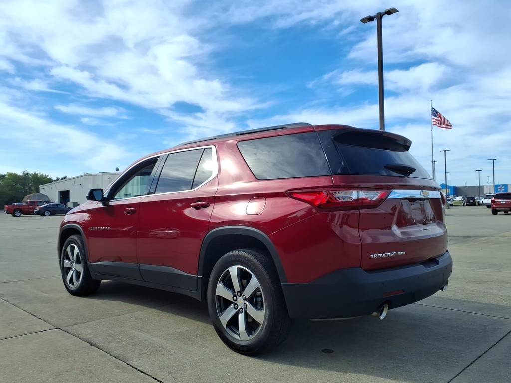Chevrolet Traverse Vehicle Full-screen Gallery Image 3