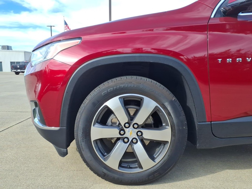 Chevrolet Traverse Vehicle Full-screen Gallery Image 4