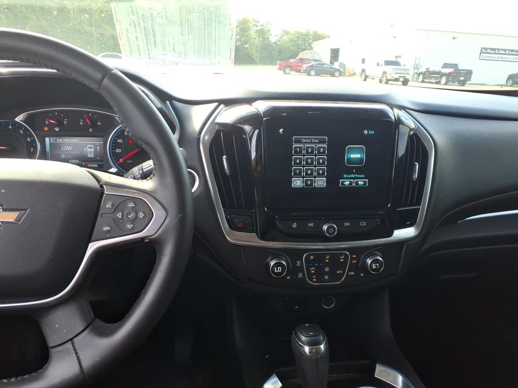 Chevrolet Traverse Vehicle Full-screen Gallery Image 6