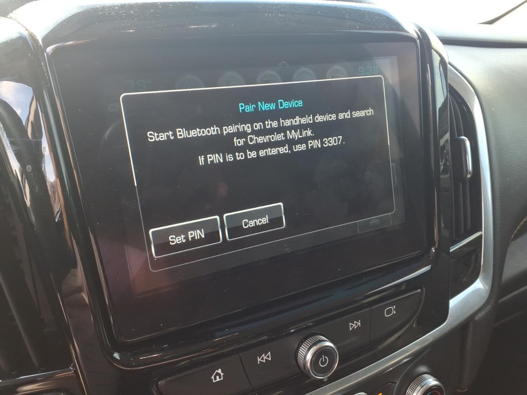 Chevrolet Traverse Vehicle Full-screen Gallery Image 9