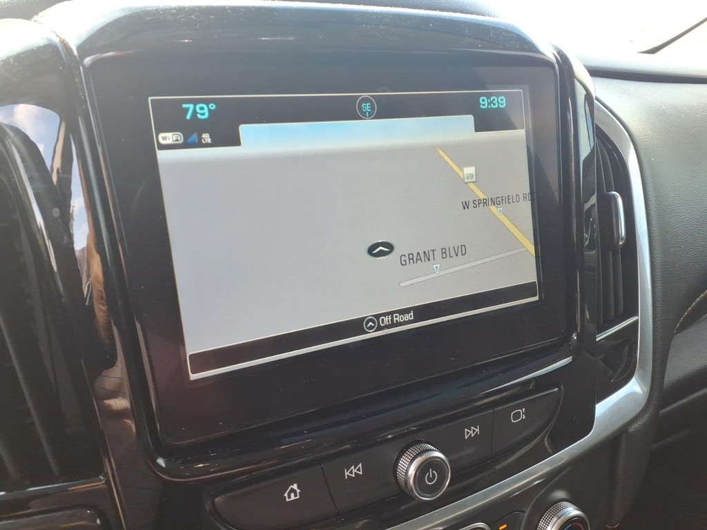 Chevrolet Traverse Vehicle Full-screen Gallery Image 10