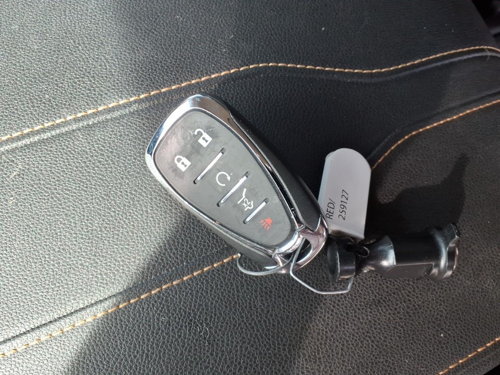 Chevrolet Traverse Vehicle Full-screen Gallery Image 12