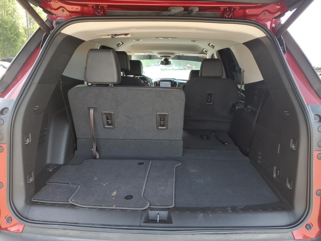 Chevrolet Traverse Vehicle Full-screen Gallery Image 23