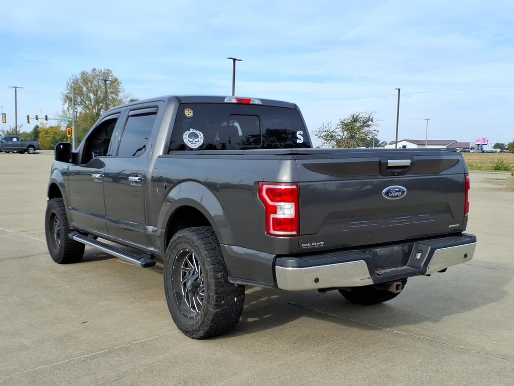 Ford F-150 Vehicle Full-screen Gallery Image 3