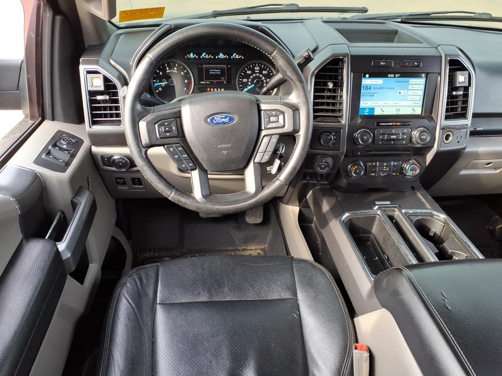 Ford F-150 Vehicle Full-screen Gallery Image 10