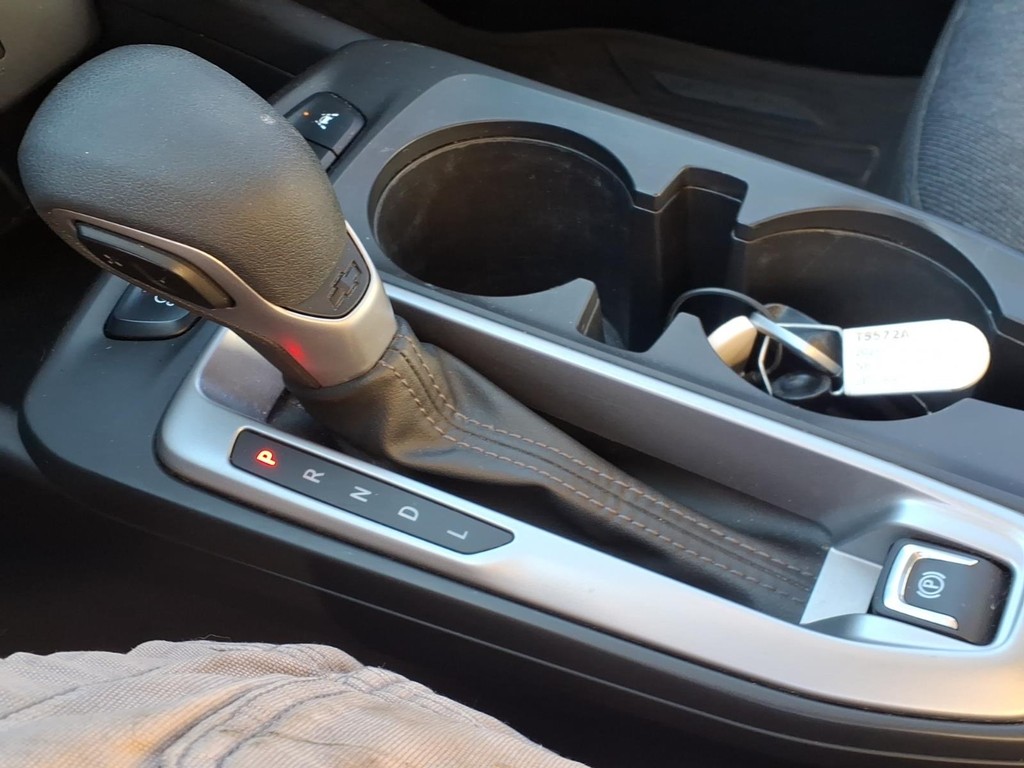 Chevrolet Trax Vehicle Full-screen Gallery Image 15