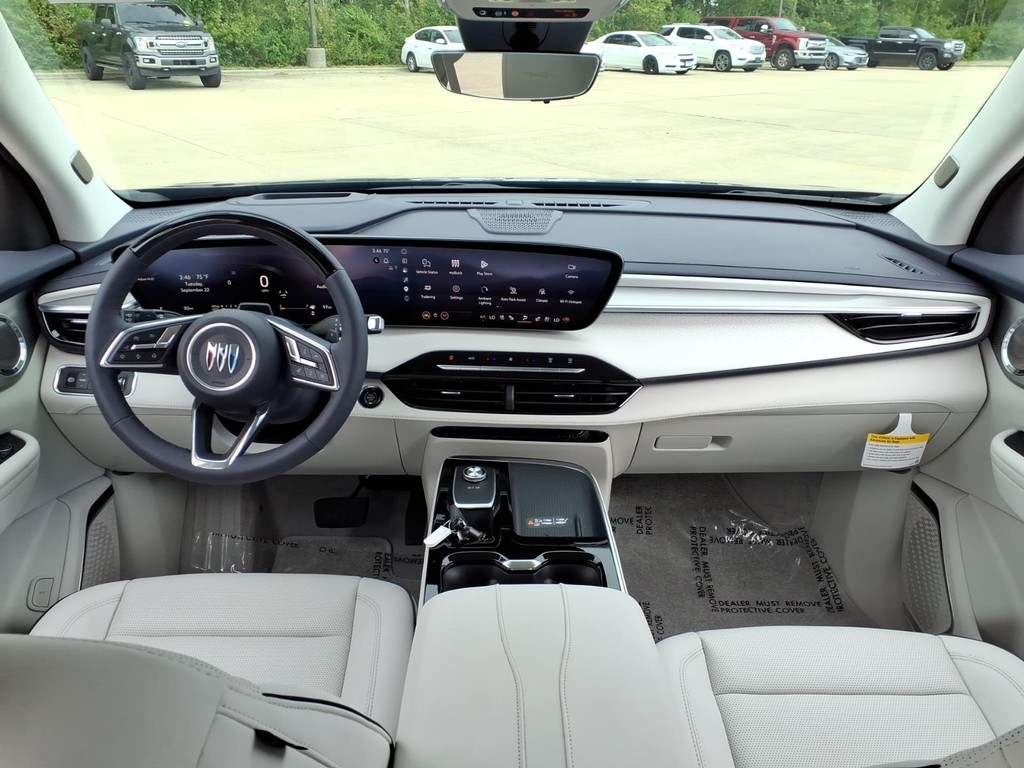 Buick Enclave Vehicle Full-screen Gallery Image 7