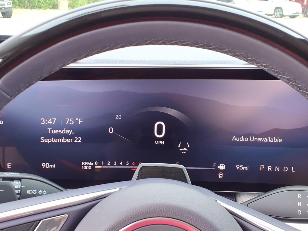 Buick Enclave Vehicle Full-screen Gallery Image 19