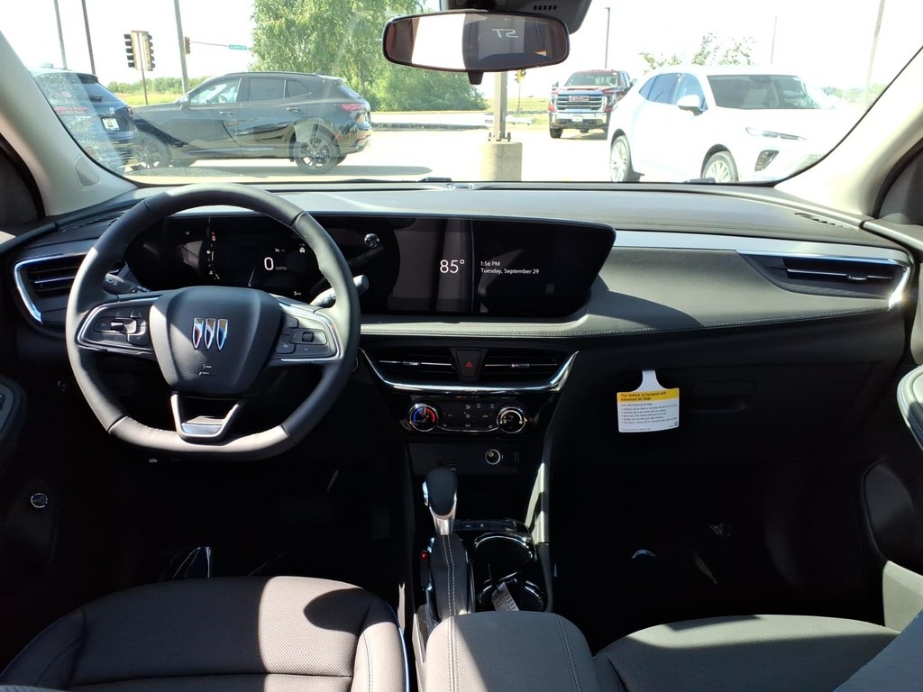 Buick Encore GX Vehicle Full-screen Gallery Image 7