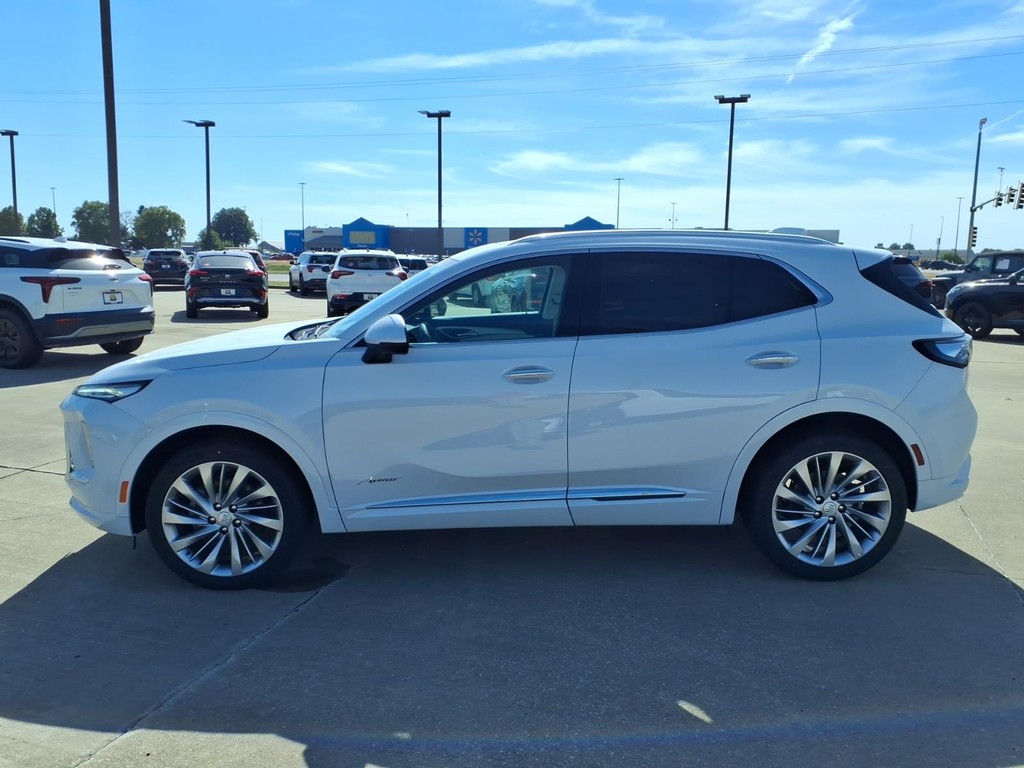 Buick Envision Vehicle Full-screen Gallery Image 2