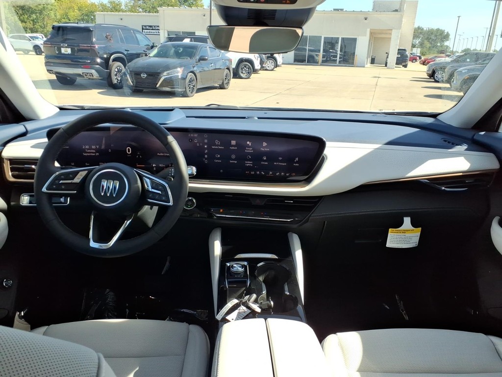 Buick Envision Vehicle Full-screen Gallery Image 7