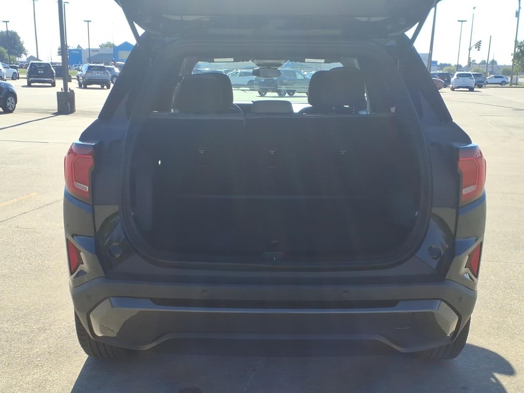 GMC Terrain Vehicle Full-screen Gallery Image 5