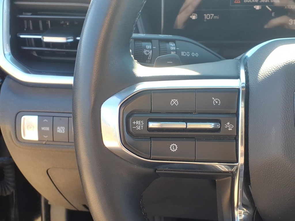 GMC Terrain Vehicle Full-screen Gallery Image 14