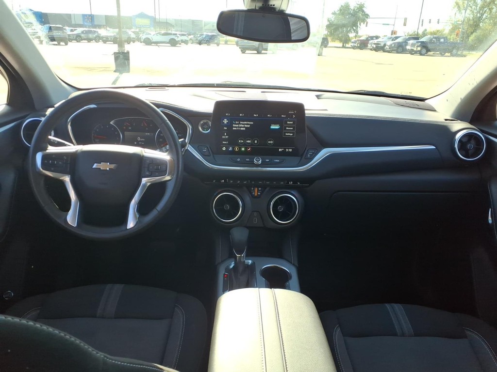 Chevrolet Blazer Vehicle Full-screen Gallery Image 07