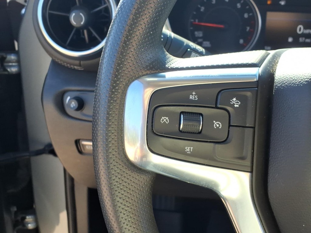 Chevrolet Blazer Vehicle Full-screen Gallery Image 16