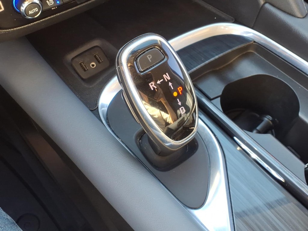 Buick Enclave Vehicle Full-screen Gallery Image 15