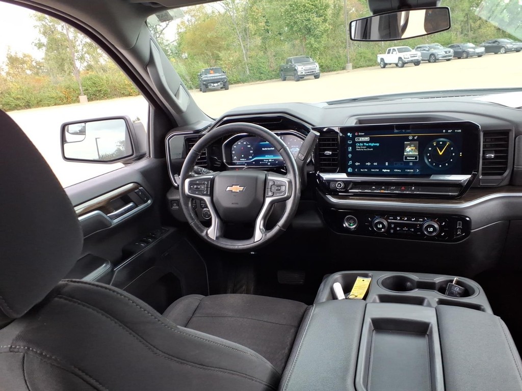 Chevrolet Silverado 1500 Vehicle Full-screen Gallery Image 09