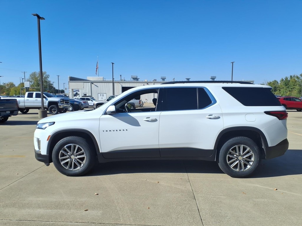 Chevrolet Traverse Vehicle Full-screen Gallery Image 02