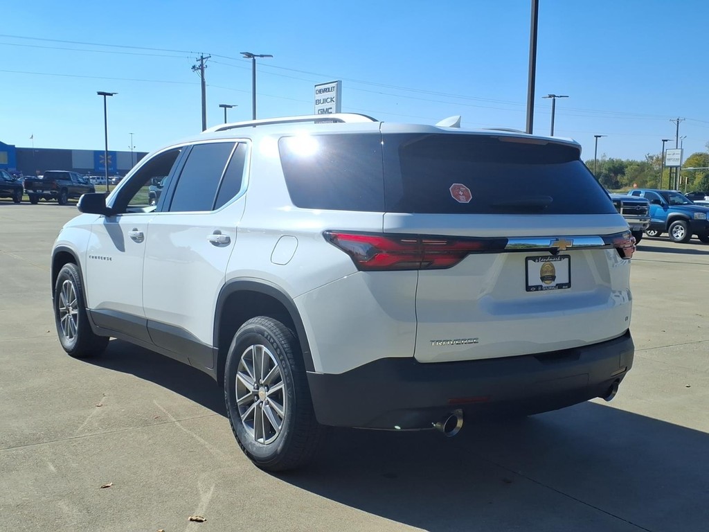 Chevrolet Traverse Vehicle Full-screen Gallery Image 03