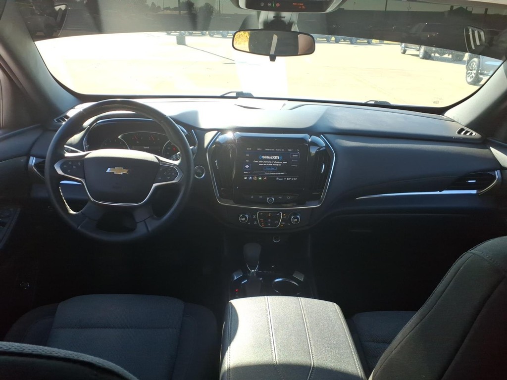 Chevrolet Traverse Vehicle Full-screen Gallery Image 07
