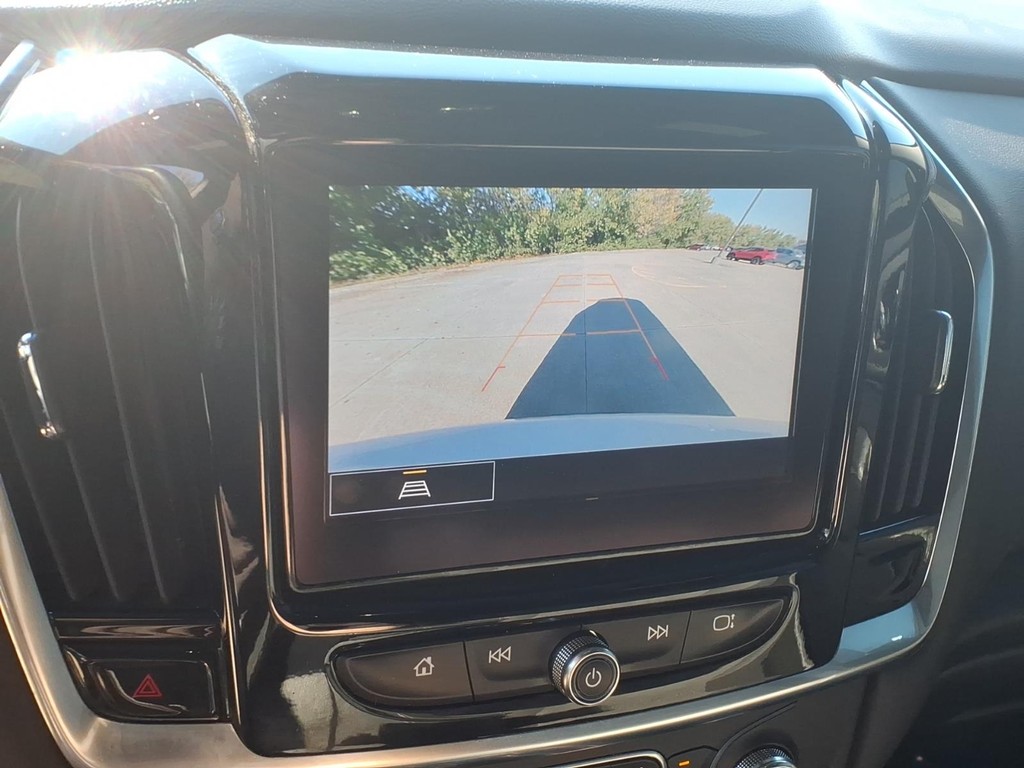 Chevrolet Traverse Vehicle Full-screen Gallery Image 13