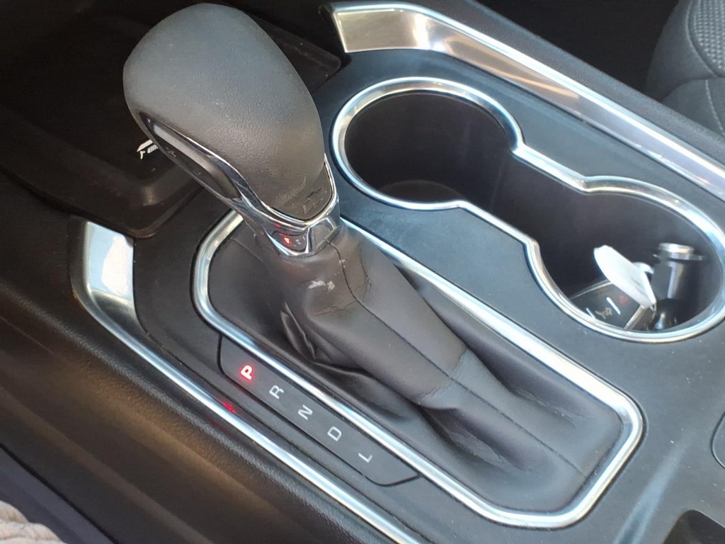 Chevrolet Traverse Vehicle Full-screen Gallery Image 15