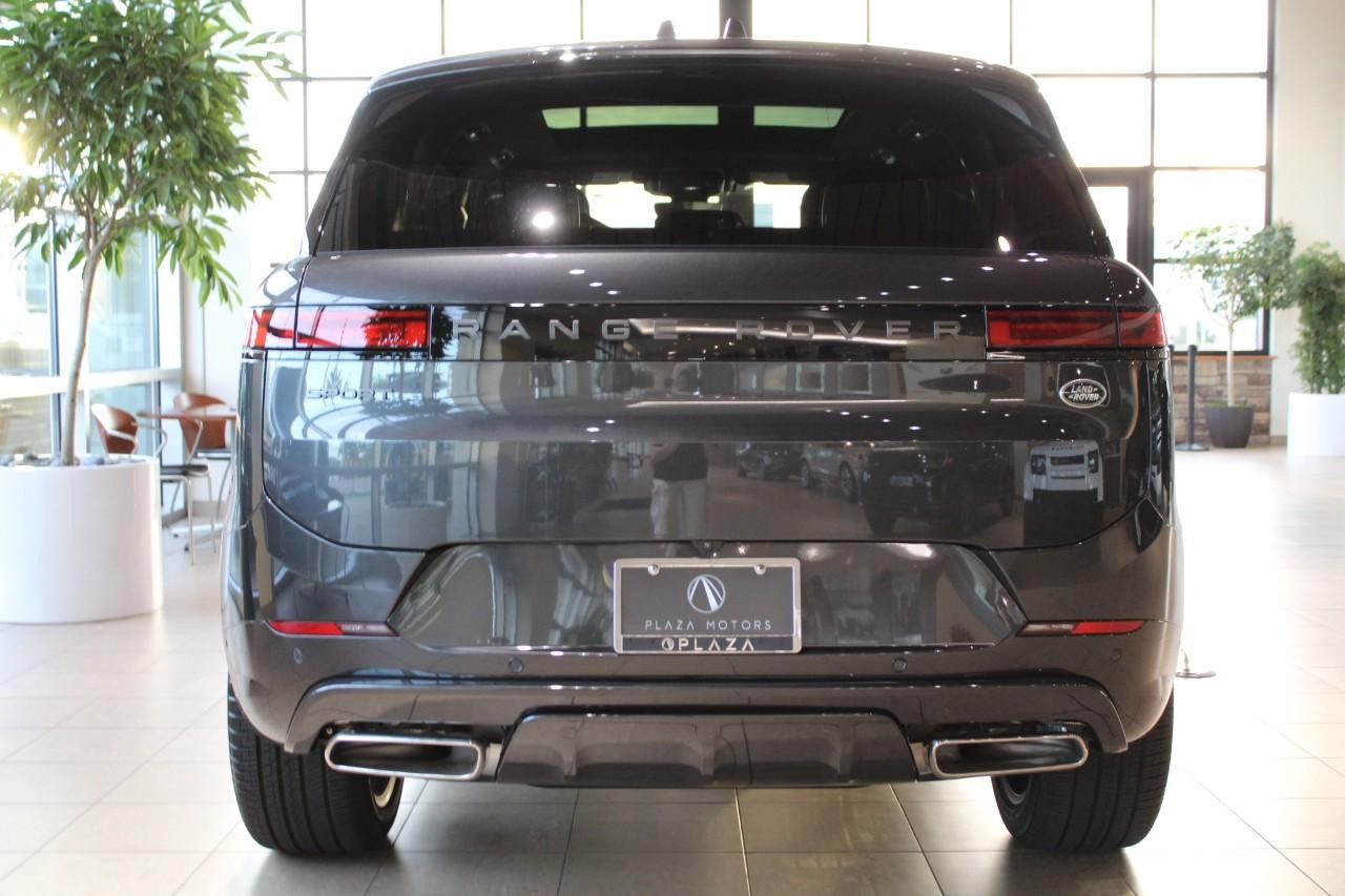 Land Rover Range Rover Sport Vehicle Full-screen Gallery Image 9