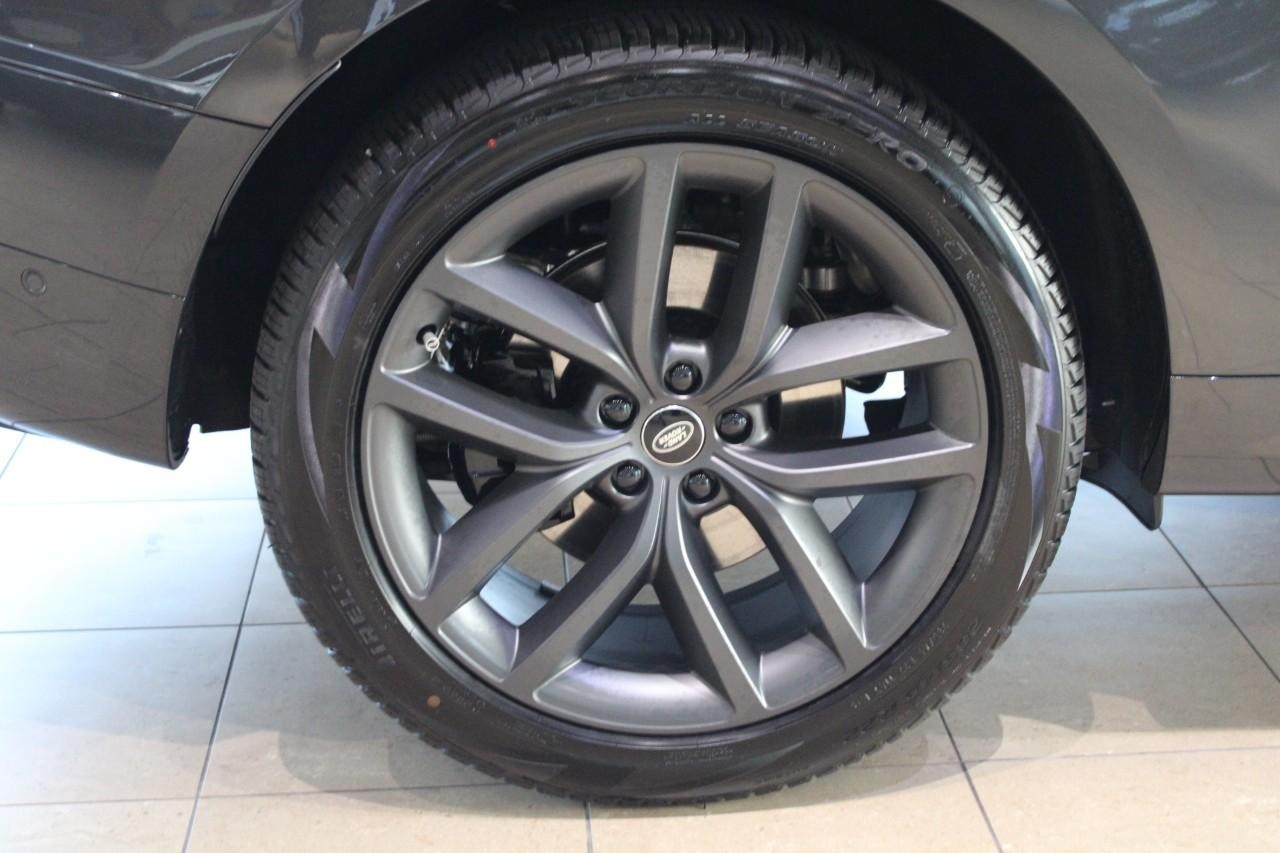 Land Rover Range Rover Sport Vehicle Full-screen Gallery Image 12