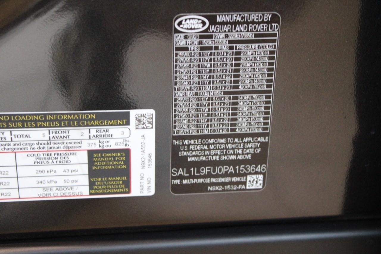 Land Rover Range Rover Sport Vehicle Full-screen Gallery Image 31