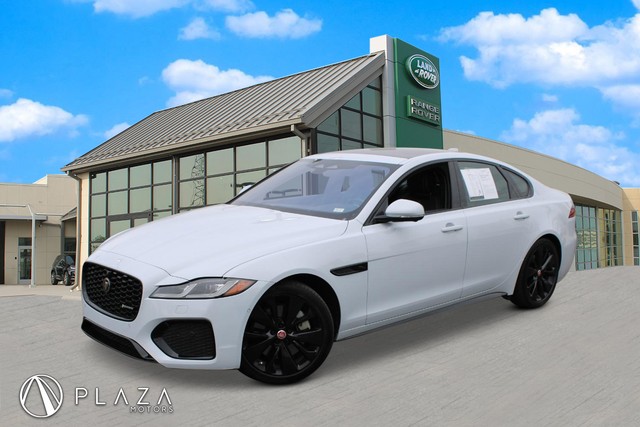 2021 Jaguar XF R-Dynamic SE's photo