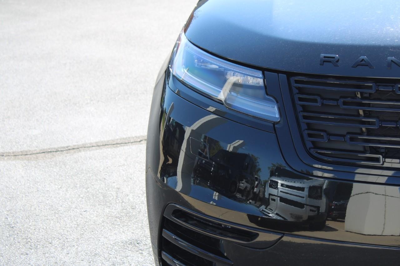 Land Rover Range Rover Velar Vehicle Full-screen Gallery Image 8