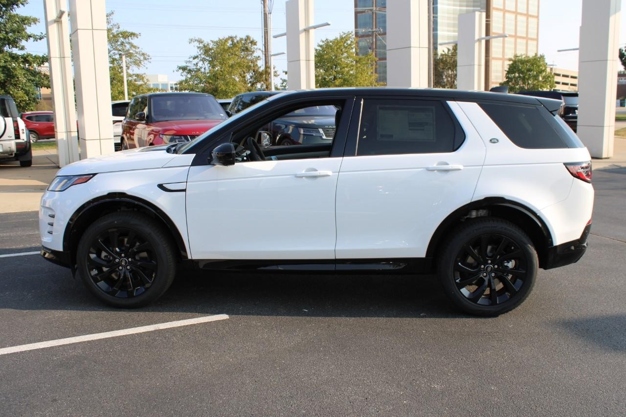 Land Rover Discovery Sport Vehicle Full-screen Gallery Image 2