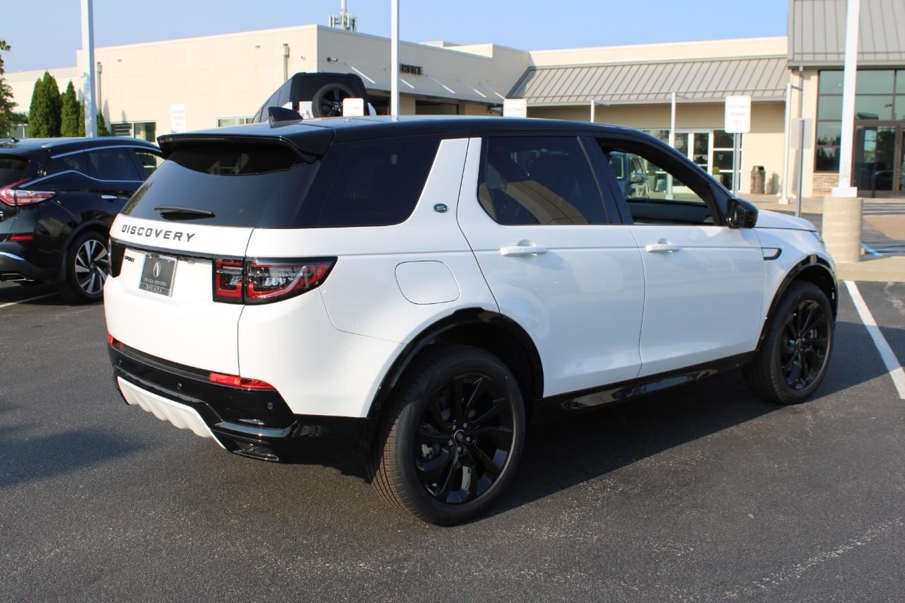 Land Rover Discovery Sport Vehicle Full-screen Gallery Image 4