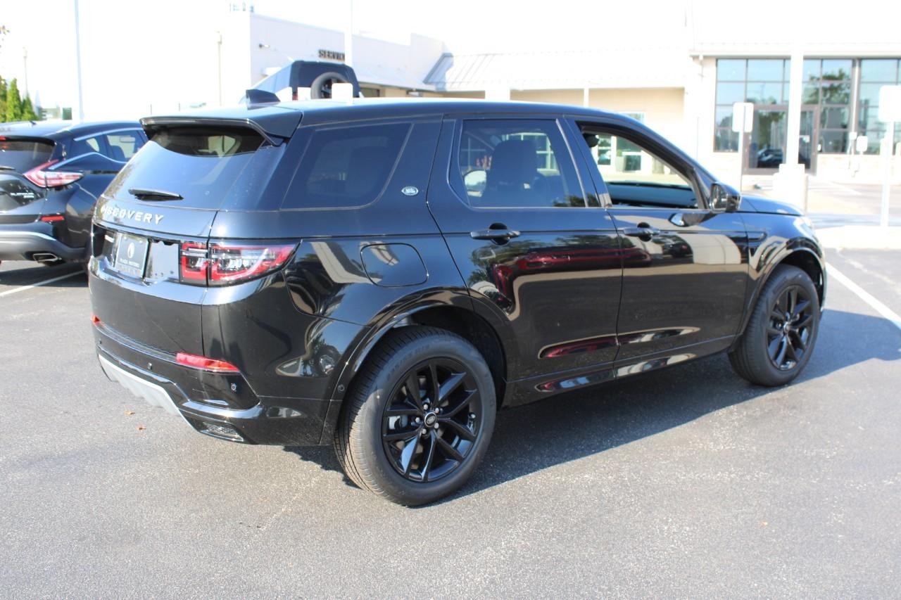 Land Rover Discovery Sport Vehicle Full-screen Gallery Image 4