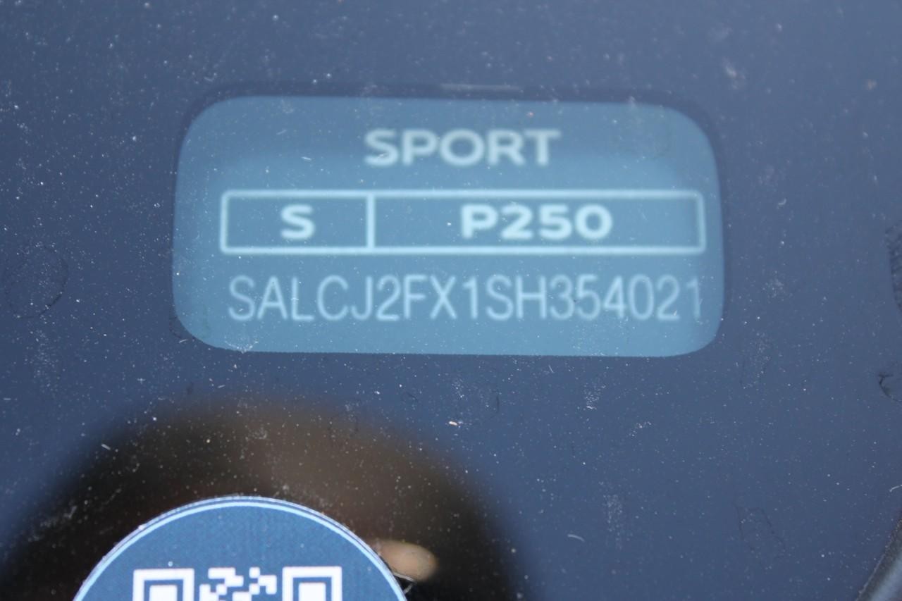 Land Rover Discovery Sport Vehicle Full-screen Gallery Image 34